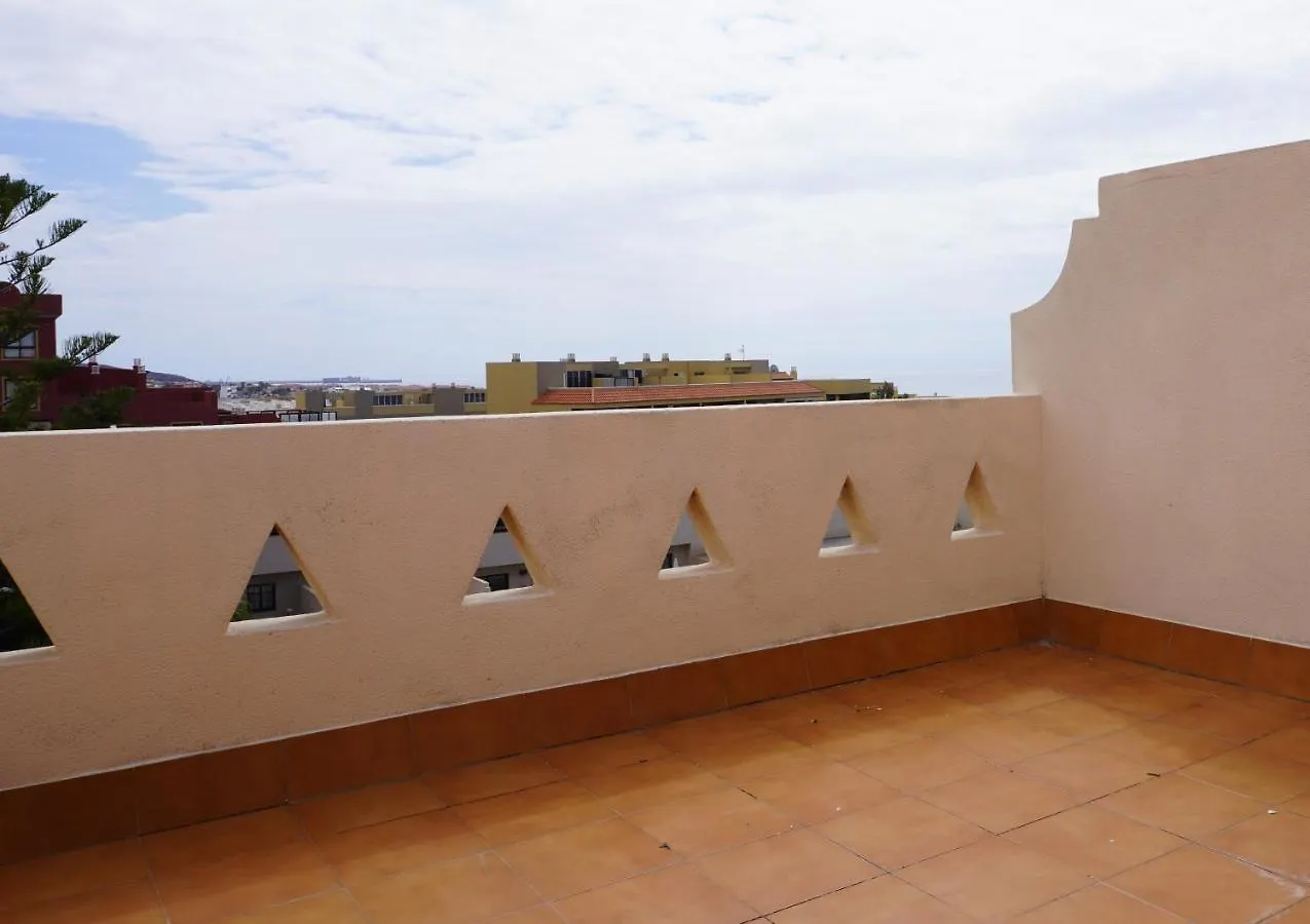 Bright House With Working Space El Medano  Apartment