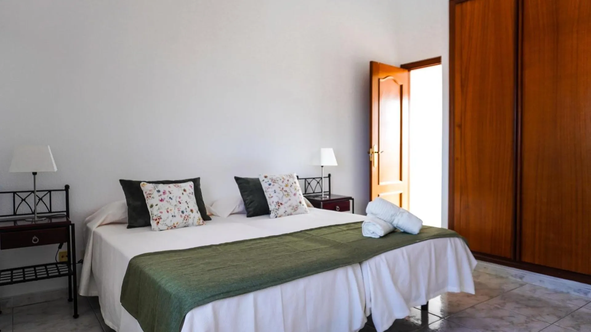 Bright House With Working Space El Medano  Apartment El Medano (Tenerife)