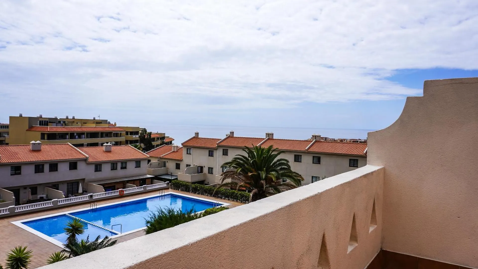 Bright House With Working Space El Medano  El Medano (Tenerife)